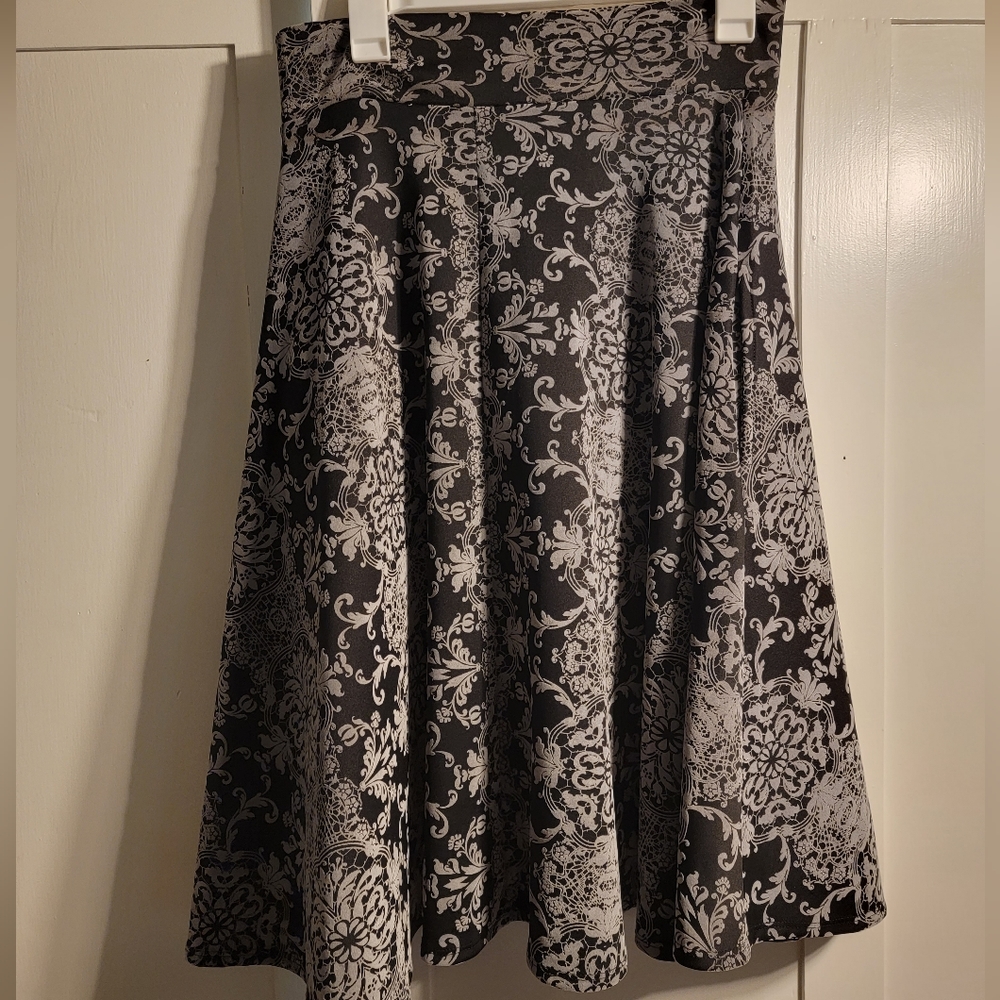 Agnes and dora knee high skirt